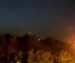 فعال شدن پدافندی هوایی ایران در آسمان اصفهان  -  ببینید