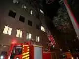 عملیات نجات 23 زن و مرد قمی از محاصره آتش در ساختمان 6 طبقه