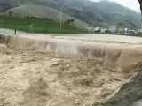 سیلاب شدید در مسیرهای شهرستان بهاباد  -  ویدئو