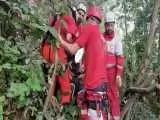 نجات مرد 38 ساله آسیب دیده از ارتفاعات لیالستان