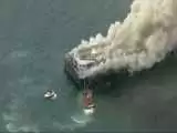 (فیلم) آتش سوزی بزرگ در اسکله تاریخی کالیفرنیا