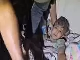 واکنش کودک چند ماهه فلسطینی به بمباران  -  ببینید