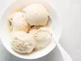 درست کردن بستنی در خانه + ویدئو  -  فوت و فن درست کردن بستنی ساده بدون ثعلب و دستگاه  -  فقط 10 دقیقه وقتتان را می گیرد
