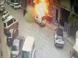 ویدیو  -  لحظه ترسناک انفجار و آتش سوزی یک مغازه مقابل لنز دوربین مداربسته!