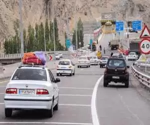 آخرین وضعیت جاده ها  -  ریزش سنگ در  آزادراه تهران-شمال  -  جاده چالوس و آزادراه تهران-شمال یک طرفه شد