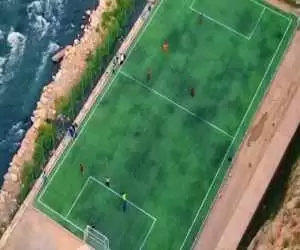 ویدیو  -  یک شاهکار دیدنی؛ قشنگ ترین زمین فوتبال در دل کوه به سبک اروپا