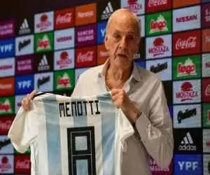 واکنش مسی به درگذشت نخستین مربی قهرمان فوتبال آرژانتین