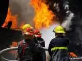 ویدیو  -  نخستین تصاویر در آتش سوزی در کارخانه مدیران خودرو در بم