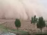 (فیلم) طوفان شن در مسیر سبزوار به شاهرود