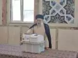 رئیس جمهور رای خود را ثبت کرد + ویدئو   -  علت کینه دشمنان این است که می بینند نظام اسلامی مبتنی بر رای مردم است