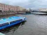 ویدیو  -  تصاویر داخلی؛ از لحظه سقوط اتوبوس مسافربری به رودخانه در سن پترزبورگ