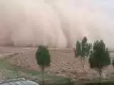 ویدیو  -  لحظه ورود طوفان شن به گرمسار