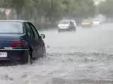 گزارش فوری خبرنگار تلویزیون زیر باران شدید از سیل مشهد  -  وضعیت خودروها و خیابان ها را ببینید + ویدئو