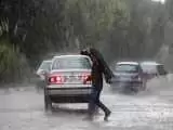 ویدیو  -  تصاویری از رعد و برق و بارش شدید باران در مشهد
