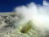 (فیلم) خروج گاز و بخار از دهانه آتشفشان تفتان