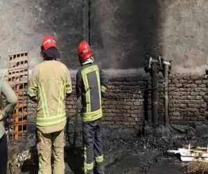  آتش سوزی ناگوار در کلینیک دامپزشکی در خیابان صارمی مشهد 