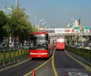 شارژ تلفن همراه در اتوبوس های تندور تهران  -  ببینید