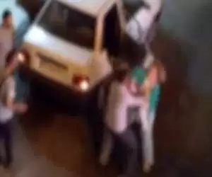 ویدیو  -  تصاویر جالب از نزاع خیابانی راننده خودروی شخصی با راننده تاکسی