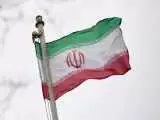 حرکت قابل تحسین یک ایرانی در مقابل هتک حرمت پرچم ایران توسط ضدانقلاب + ویدئو