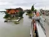(فیلم) ترفند جالب چینی ها برای جلوگیری از غرق شدن مناطق مسکونی