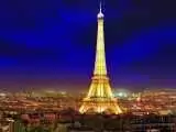 ویدیو  -  نور افشانی برج ایفل با ورود کاروان فرانسه به محل رود سن
