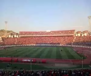 (فیلم) تشویق پرسپولیسی های سابق در یادگار امام