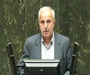 ویدیو - گفتگوی جالب کوچکی نژاد با قالیباف در مجلس: آقای رئیس توجه نمی کنند!