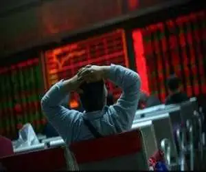 نخستین لغزش بورس در اردیبهشت - شاخص کل عقب نشست؛ بازار سرمایه آماده جهش بعدی؟