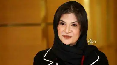 عکس قشنگ ترین بوسه زن و شوهری سینمای ایران بر جان همای پایتخت  -  تو با منی، هرجا برم، مهرِ تو بند جونمه !