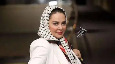 این زن میدونه چطوری جذاب به نظر بیاد! - بهاره رهنما با آرایش نارنجی