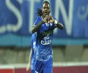 بازیکنی که منتظر پرسپولیس است - فقط پول نقد بدهید و مبارکتان!