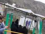 ویدیو  -  حضور خانواده مرحوم رئیسی در محل سقوط بالگرد