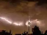 هشدار؛ غافلگیری طوفانی!  -  از پیش بینی تا واقعیت فقط 45 دقیقه  -  طوفان های تندری در آسمان تهران