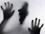 دست درازی همکلاسی دانشگاه به دختر 22 ساله  -  او نقش یک عاشق دلباخته را بازی می کرد