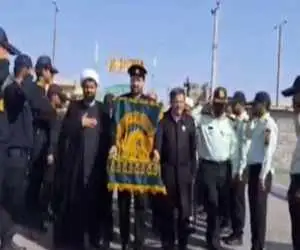 ویدیو - احترام نظامی به پرچم متبرک امام رضا (ع)
