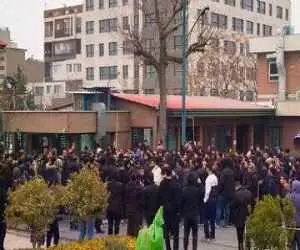 اعتراض در فضای مجازی، مبارزه از زیر لحاف نیست - اگر جدی گرفته نشود به خیابان کشیده می شود
