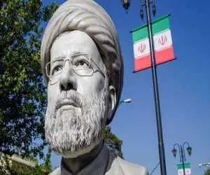 ویدیو  -  رونمایی از سردیس شهید رئیسی در میدان پاستور تهران