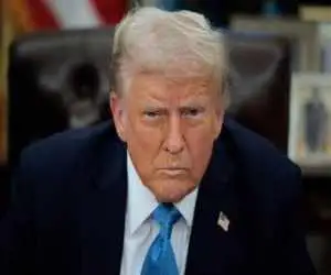 ویدیو  -  تهدید ترامپ برای تعرفه 25 درصدی برای آیفون و سامسونگ