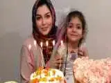 تصاویر  -  نگاهی غم انگیزچیدمان لاکچری حانه زنده یاد آزاده نامداری   -  از مبلمان خوشرنگ و آینه شمعدان تا گلدان هایی در قفسه کتابخانه ...و ویویی چشم نواز ...