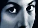 قشنگ ترین شعر فروغ فرخزاد درمورد خاموشی انسان در مقابل زندگی، هزار سال هم بگذره هیچ وقت قدیمی نمیشه  -  کودکی با بادبادکهای رنگینش
