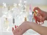 بهترین نقاط بدن برای عطر زدن  -  چطور عطر بزنیم که ماندگاری اش بیشتر شود؟