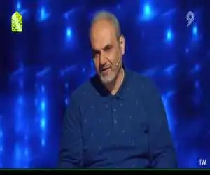 ویدیو  -  جمله جالب خیابانی وسط گزارش آرسنال - تاتنهام؛ فکر کرده مدافع زرافه است!