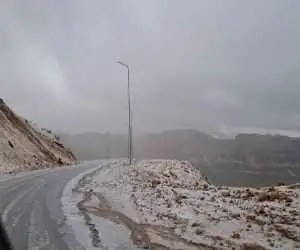 این گردنه برفی شد  -  ویدئو