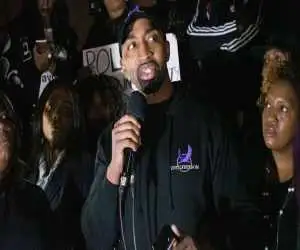 رپر سابقه دار مشاور شهردار شد+ تصویر  -  او هفت سال در زندان بوده است