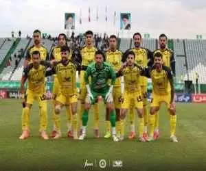 صدرنشینی دوباره سپاهان در اراک؛ فجر در خانه شکست خورد