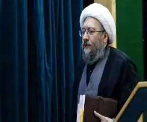 ویدیو  -  آیت الله آملی لاریجانی: ترامپ مانند فرعون جبار تاریخ است