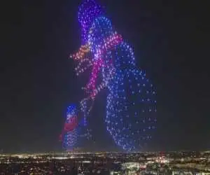 ویدیو  -  یک نمایش نورپردازی جدید با پهپادها در شهر هه فئی چین به ثبت رسید