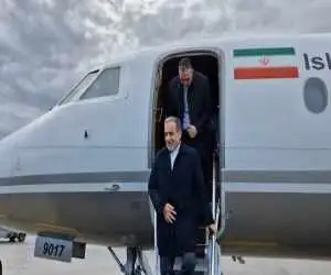 لحظه ورود سیدعباس عراقچی به دوحه  -  ببینید