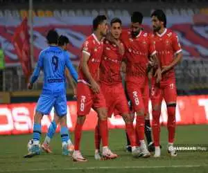 من یا 60 سال سن از دنیل گرا بهترم  -  تاکتیک تکراری نه، پرسپولیس اصلا تاکتیک ندارد!