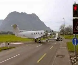 سقوط یک هواپیمای سبک 3 کشته به جا گذاشت